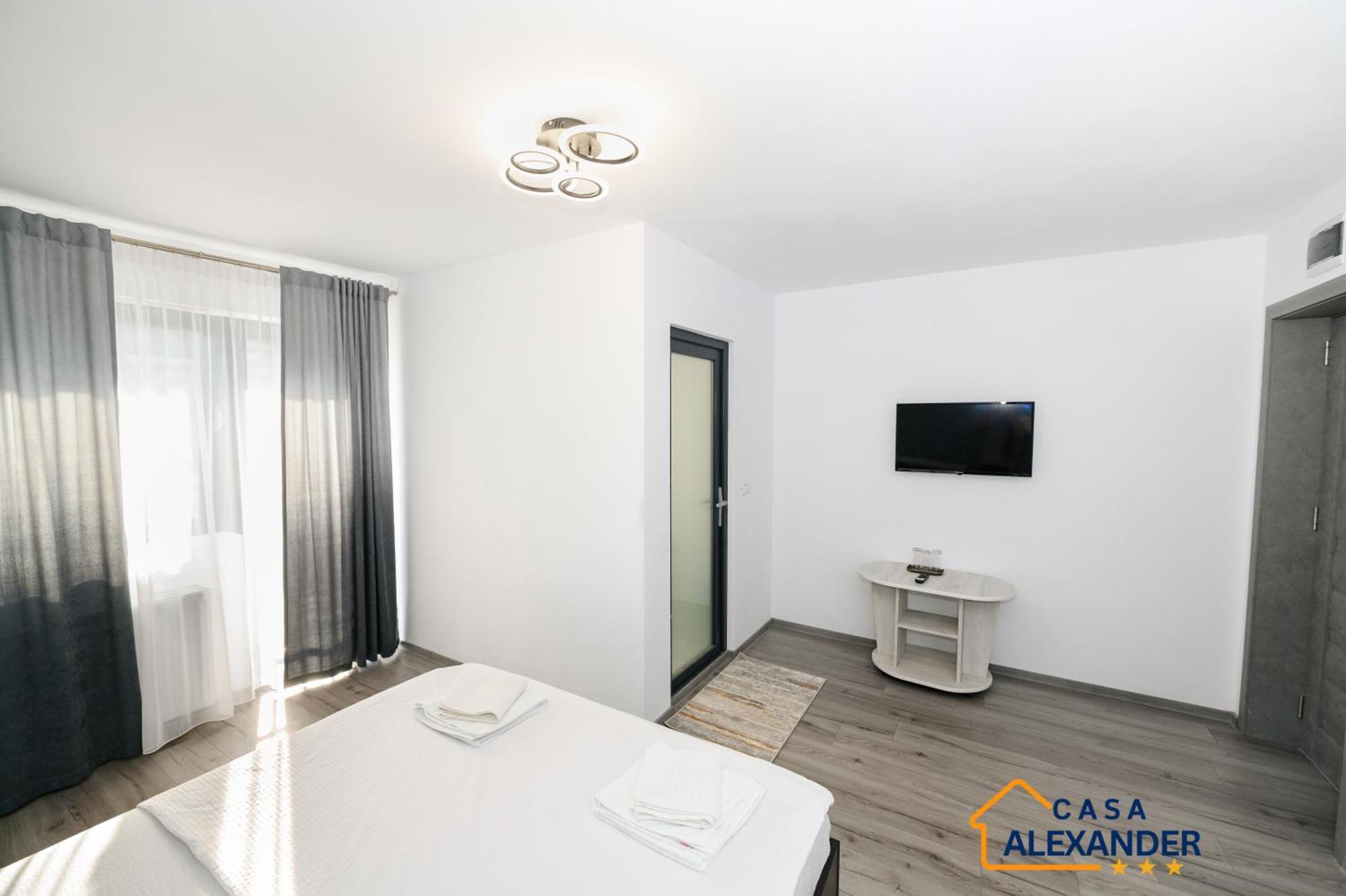 Casa Alexander Hotel Calimanesti Ngoại thất bức ảnh