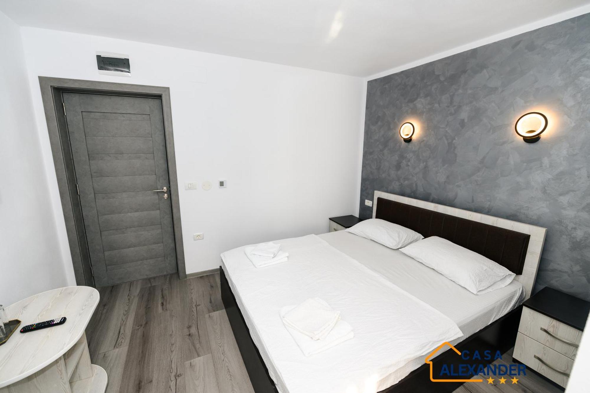 Casa Alexander Hotel Calimanesti Ngoại thất bức ảnh