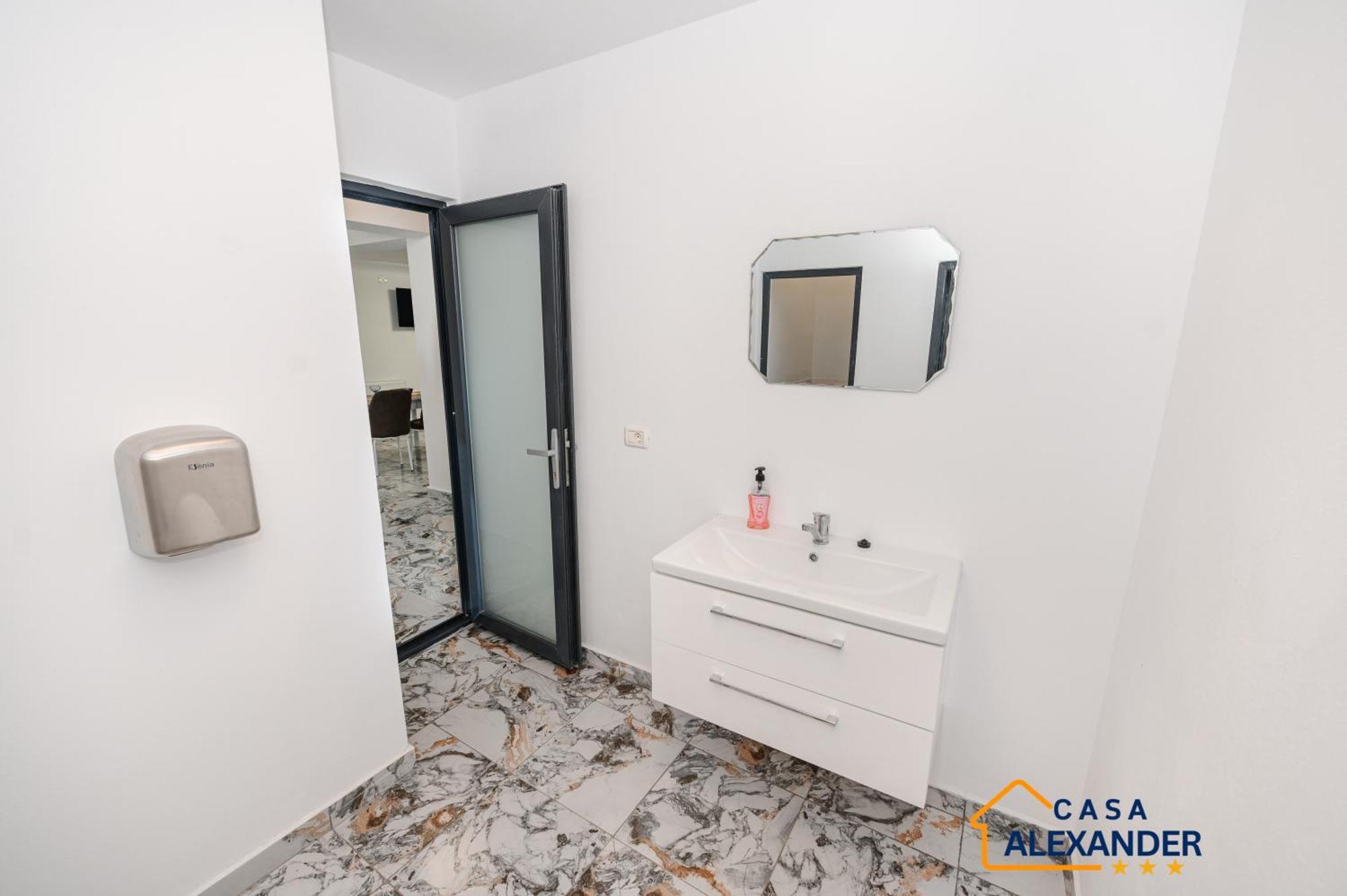Casa Alexander Hotel Calimanesti Ngoại thất bức ảnh
